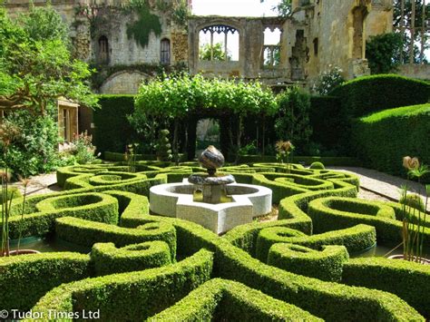 tudor knot garden|herbs used in tudor times.